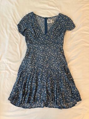 Princess Polly Blue Floral Mini Dress in US2
